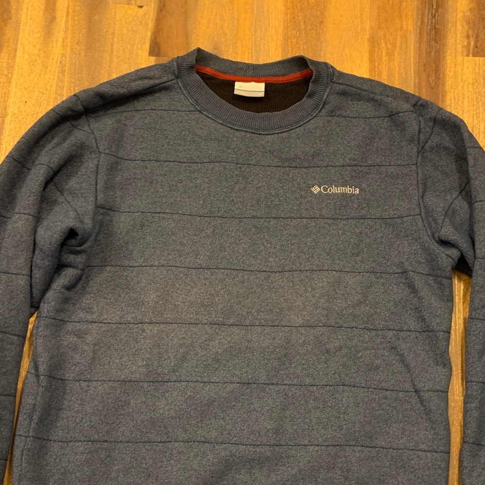 Columbia sweater. Men’s medium.